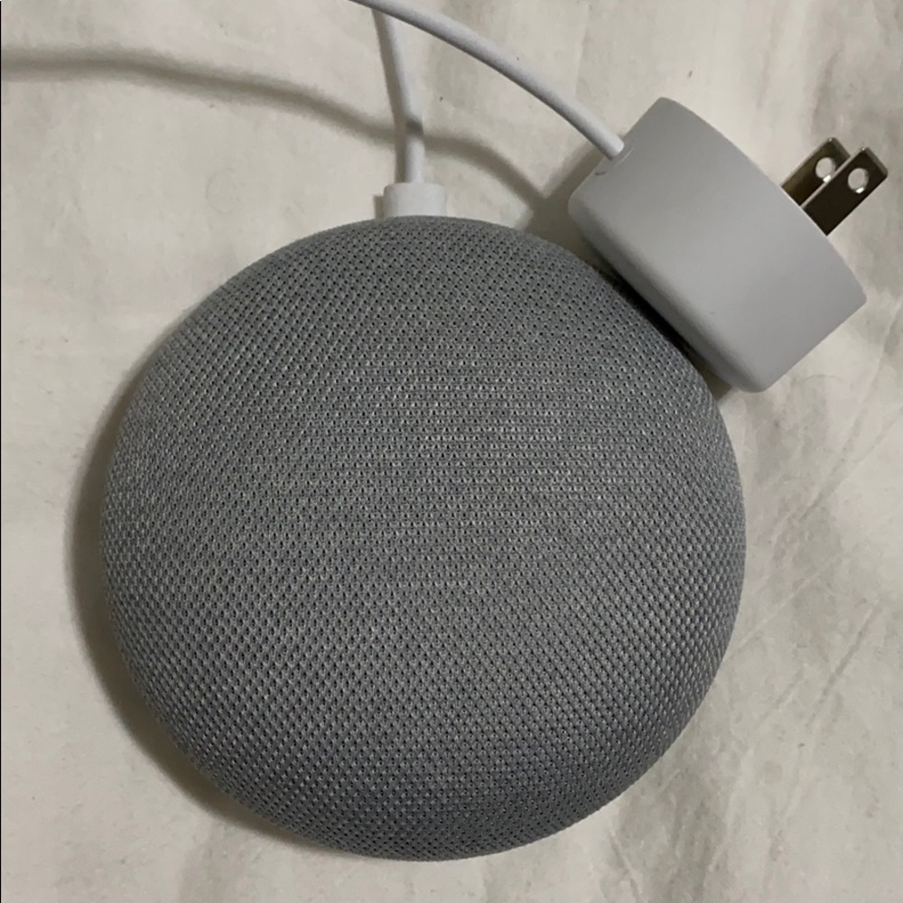 Google Home Mini